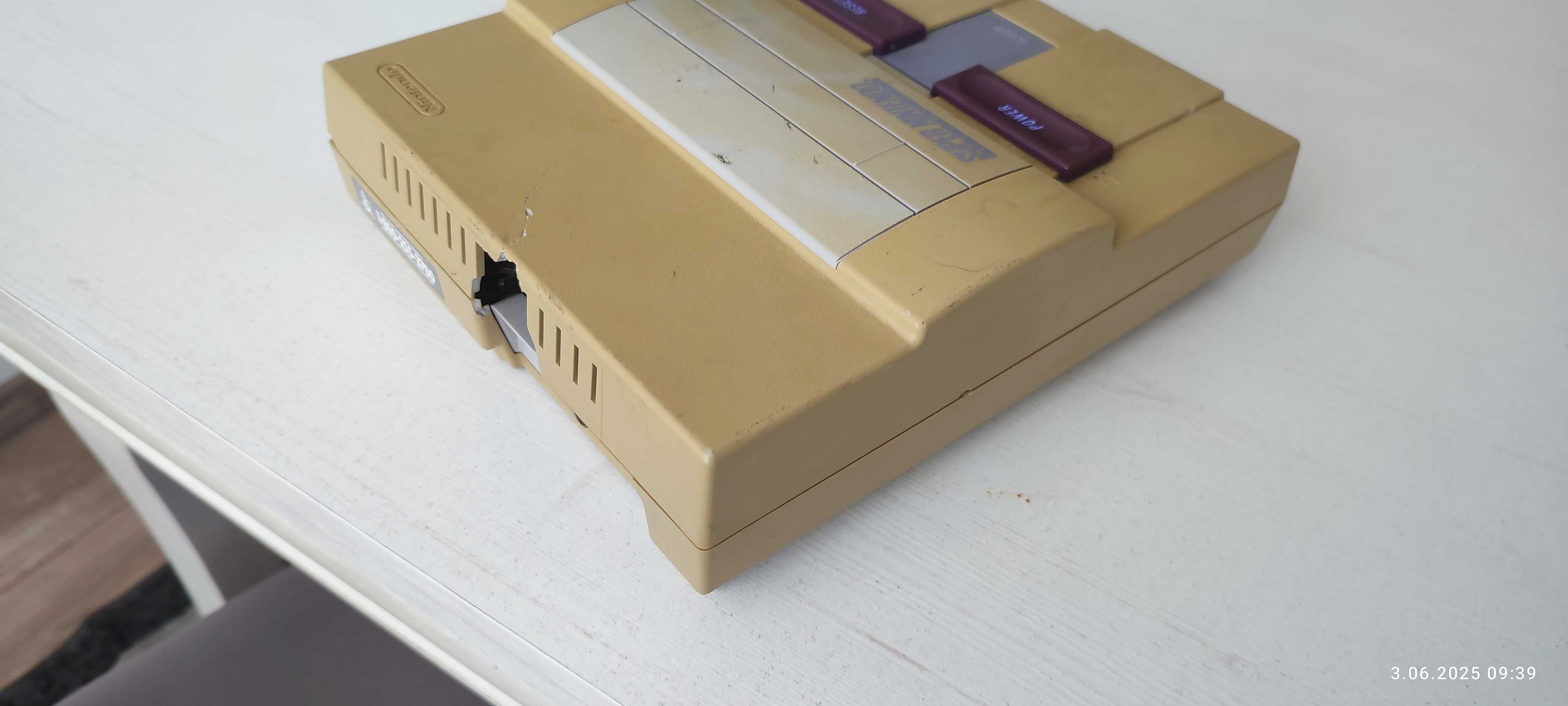 Konsola Nintendo SNS-001