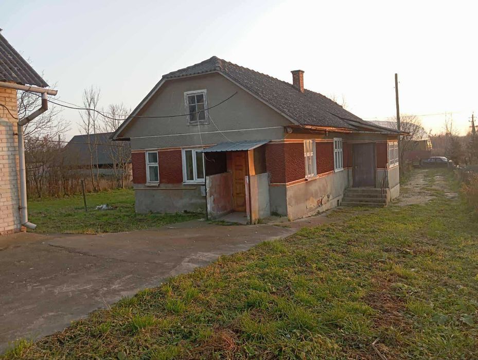 Продам невеликий будинок