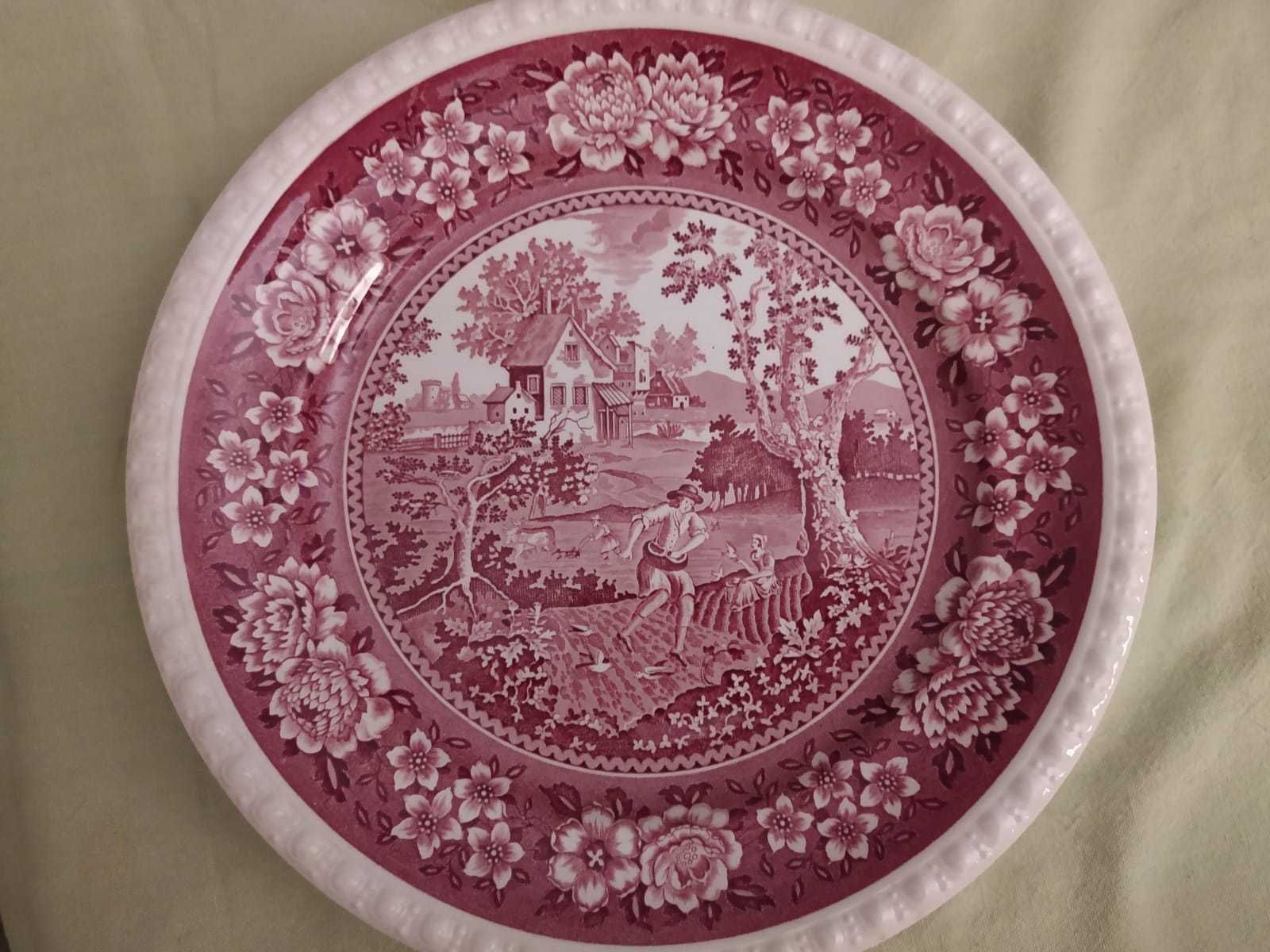 Porcelanas  variadas: Sacavem, Limoges, Artibus