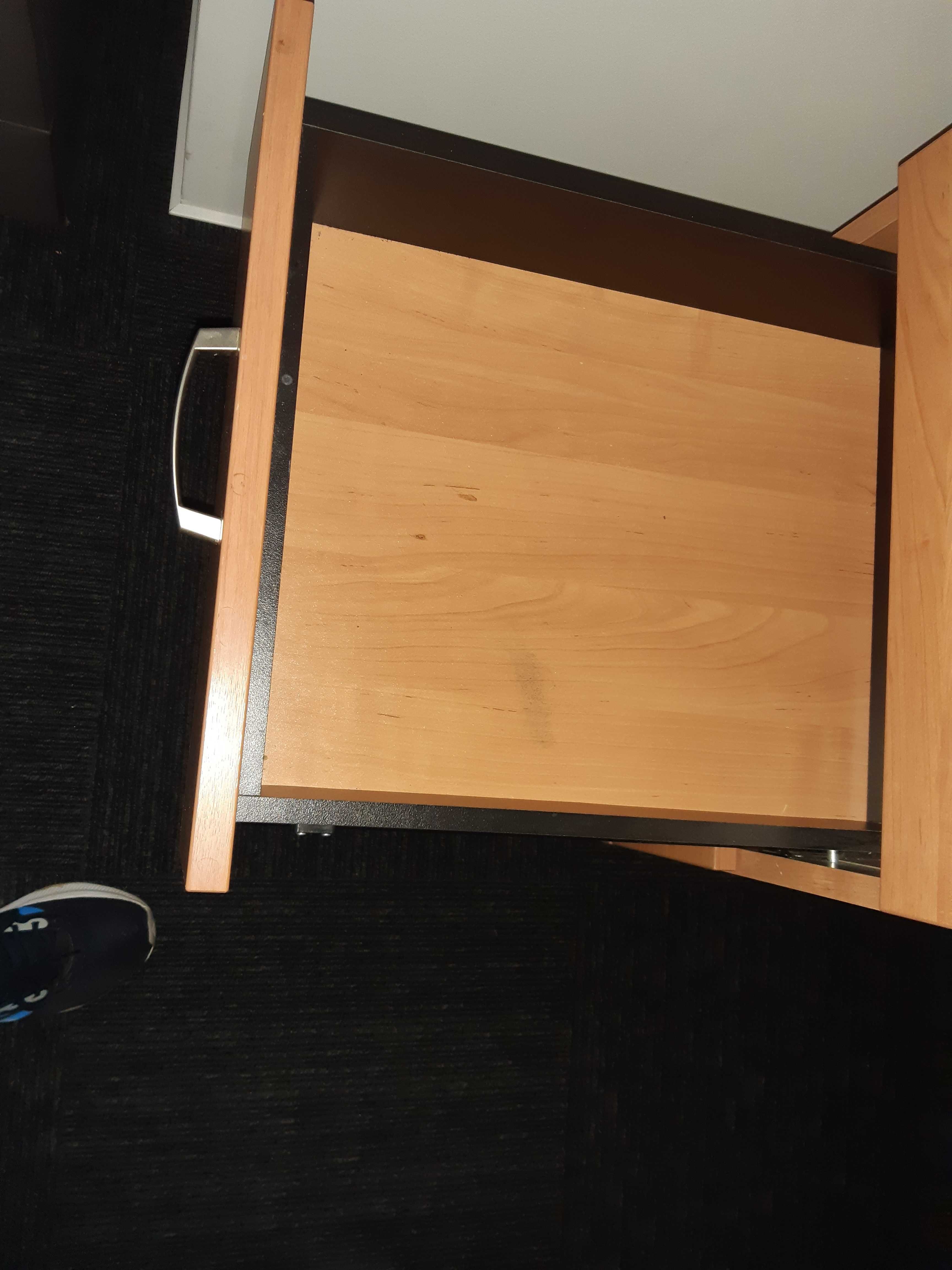 Kontener Svenbox KH26 (VKH26), podbiurkowy,
