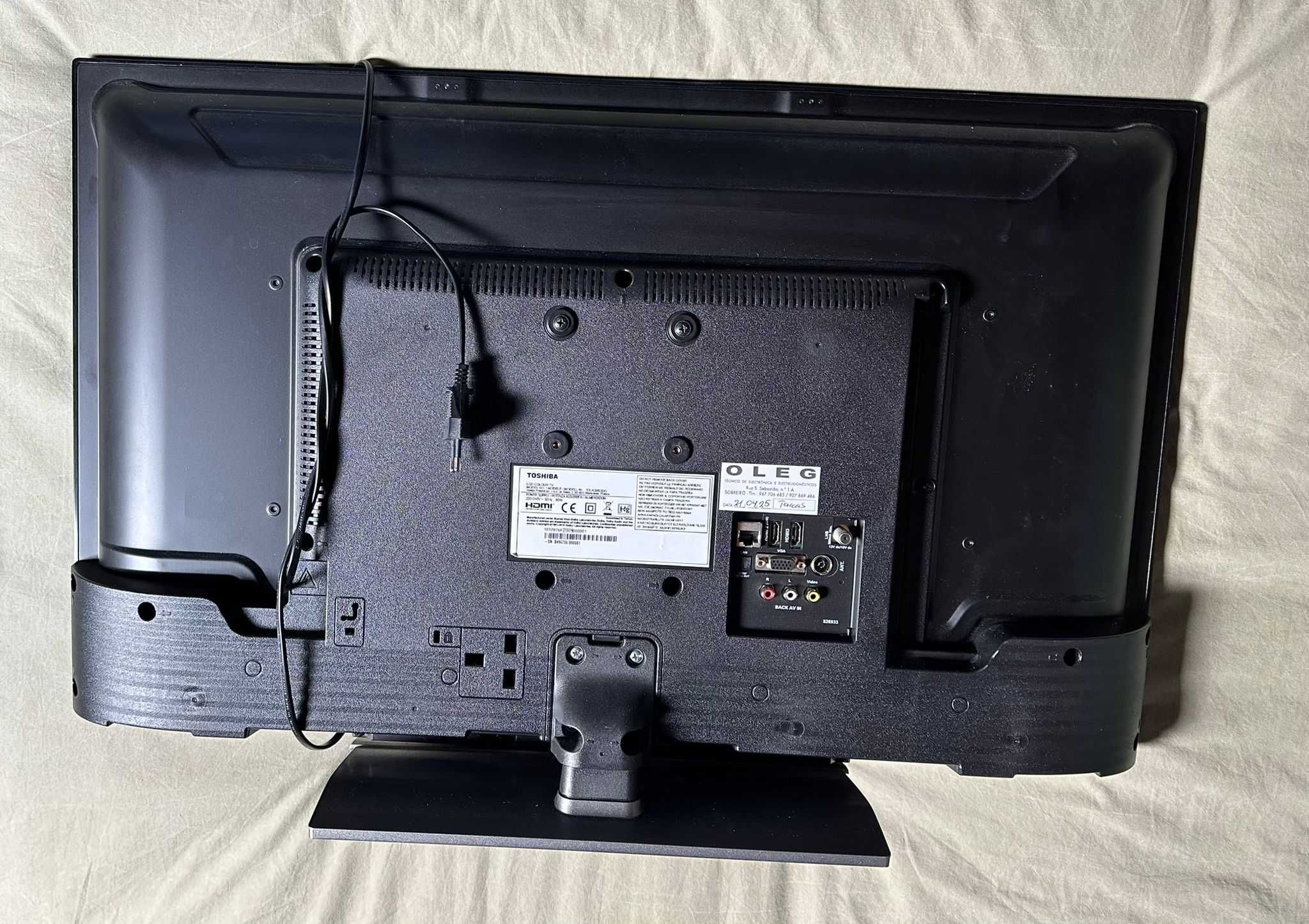 Televisão Toshiba 70x40 - Troco por Ecrã de Computador