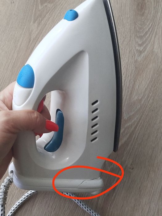 Dezal Kamila kultowe żelazko parowe PRL 1200W typ 345