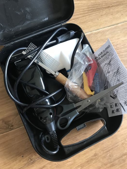 Професійна машинка для стрижки собак