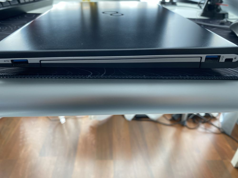 Computador Portatil Fujitsu S938