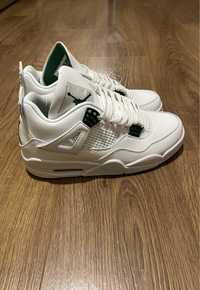 Jordan 4 Retro Metallic Green