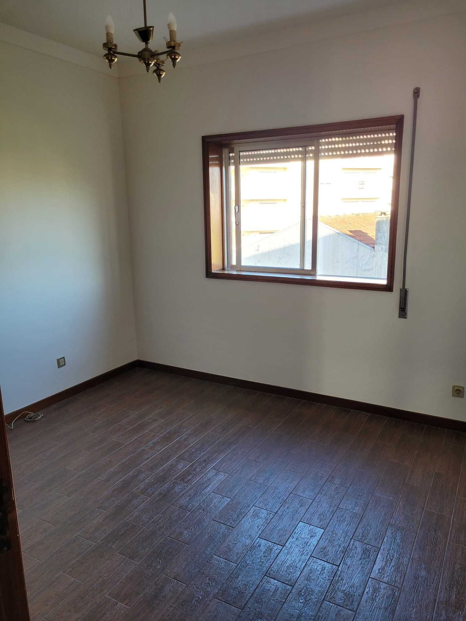 Apt T3, 107m2, centro de Oliveira de Azeméis