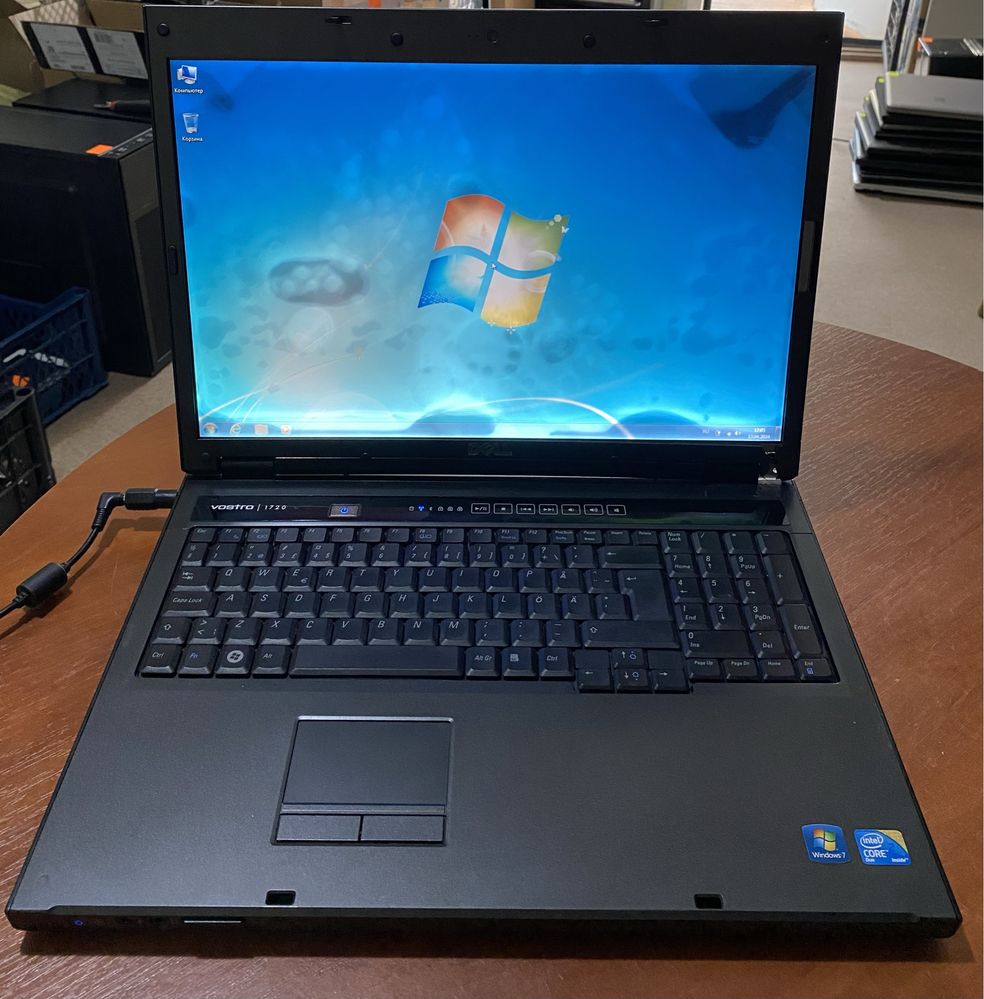 ноутбук Dell Vostro1720 17"/3GB RAM/300GB HDD! N1158