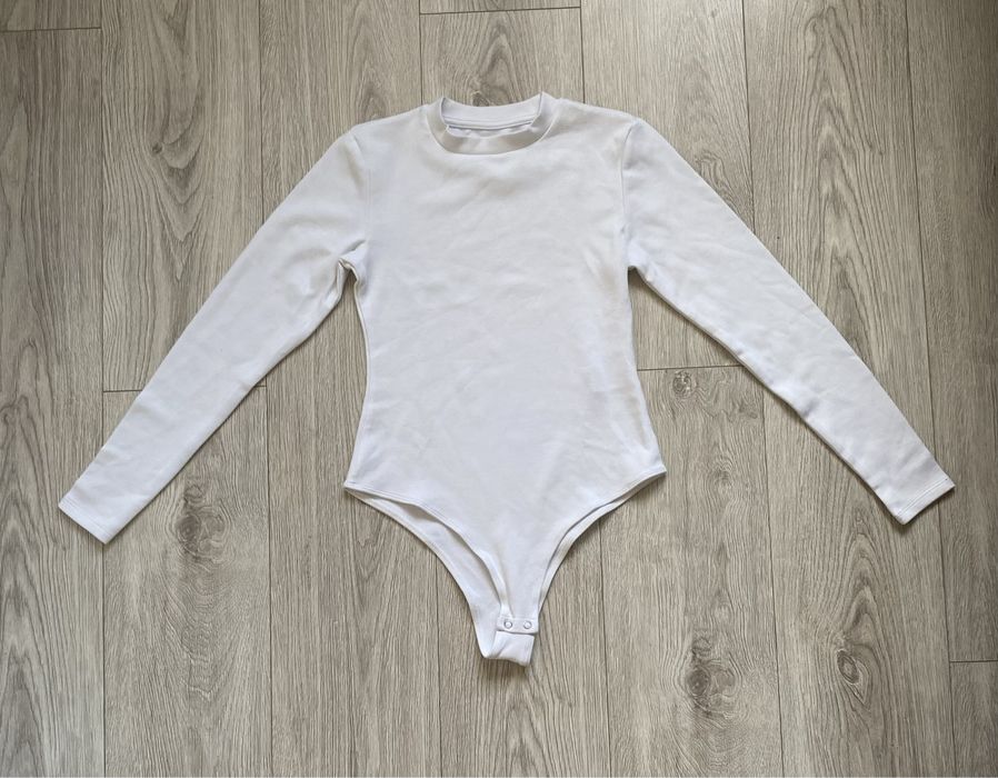Białe body z domieszką modalu Reserved - jak nowe | Rozmiar M