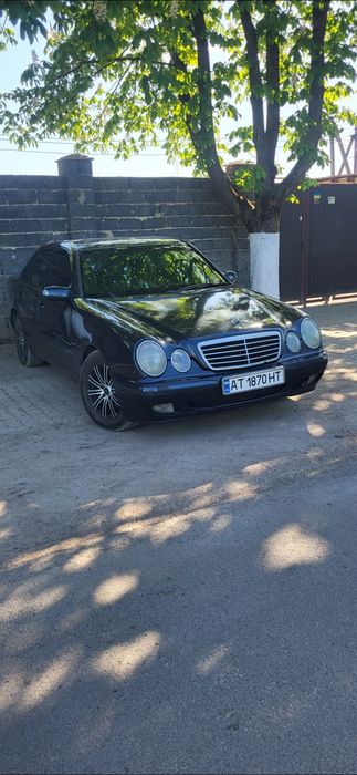 Мерседес Е-klass w210