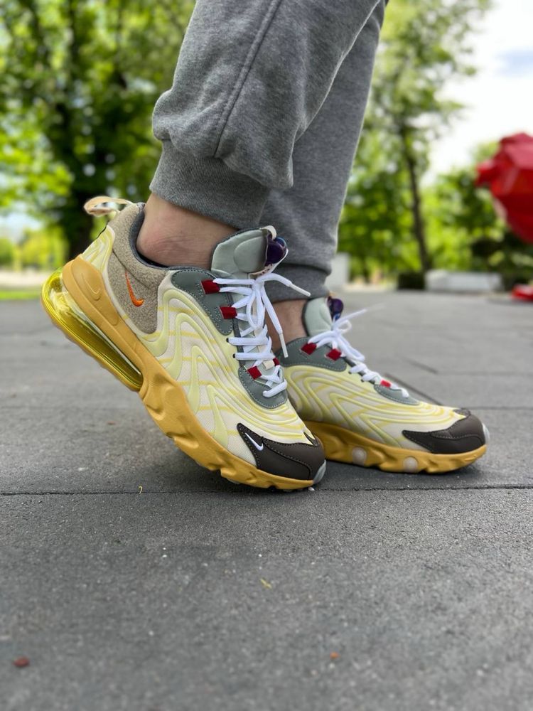 Кроссовки Nike Air Max 270 React X Travis Scott