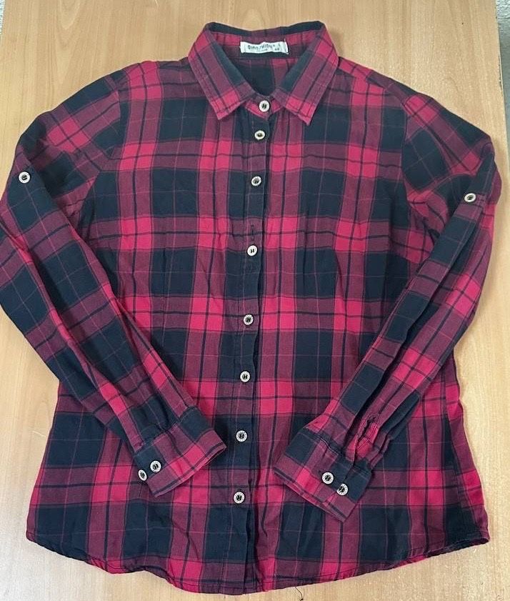Продам две женские рубашки в клетку colins
