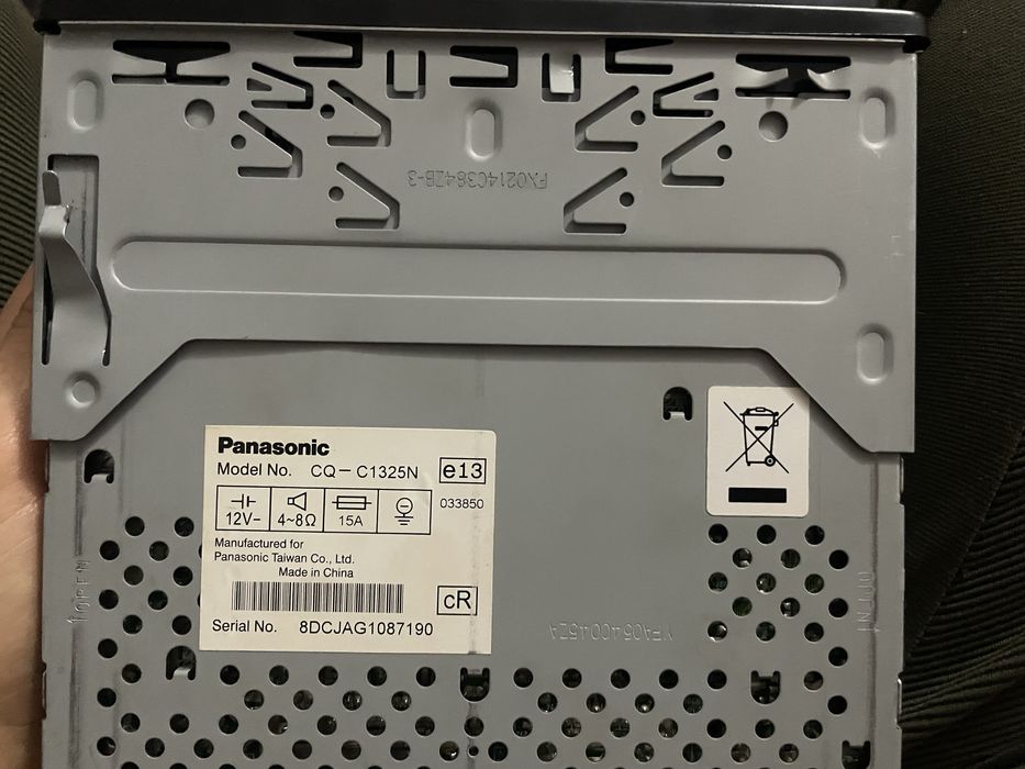 Продам Panasonic CQ-C1325N