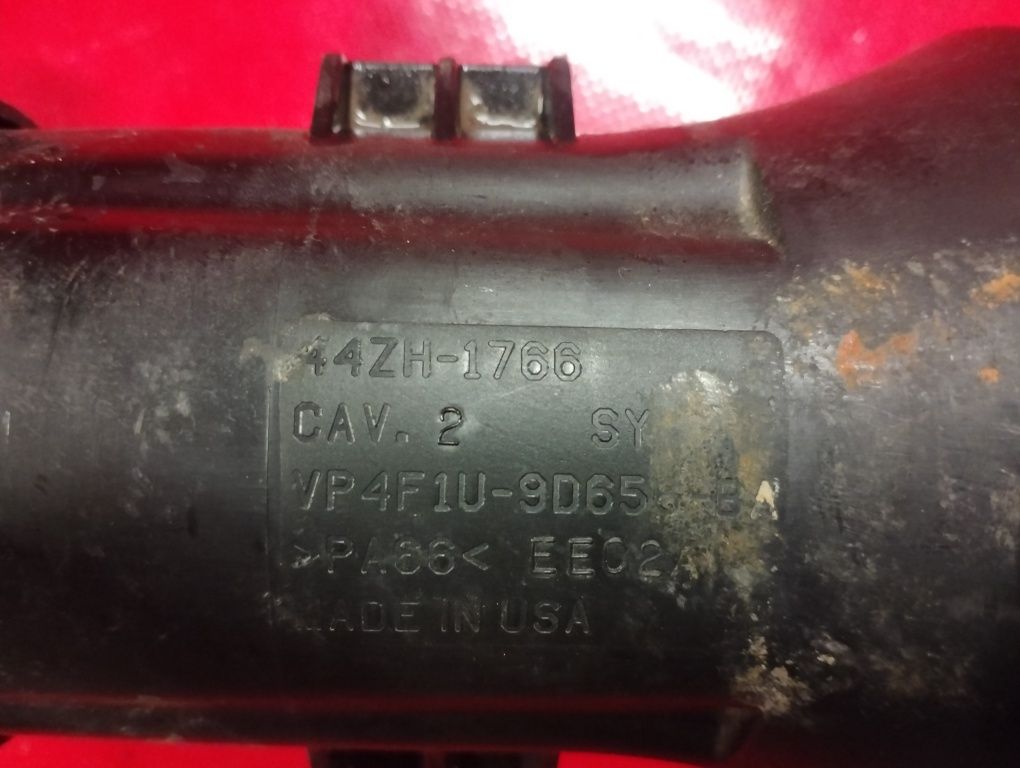 Pochłaniacz Oparów Paliwa Filtr Węglowy Ford Mustang V (05-09)