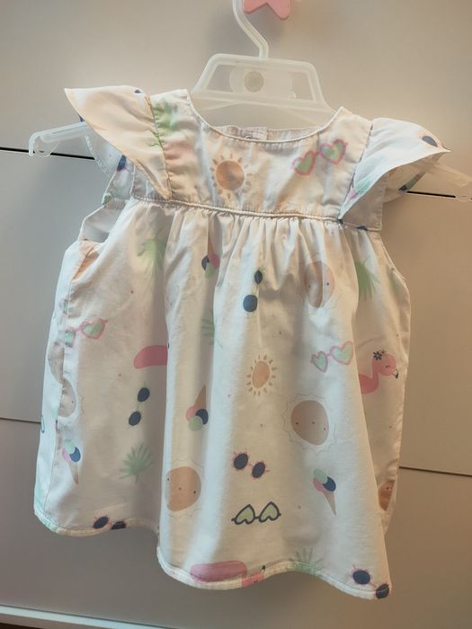 Śliczna letnia  sukienka niemowlęca rozmiar 74