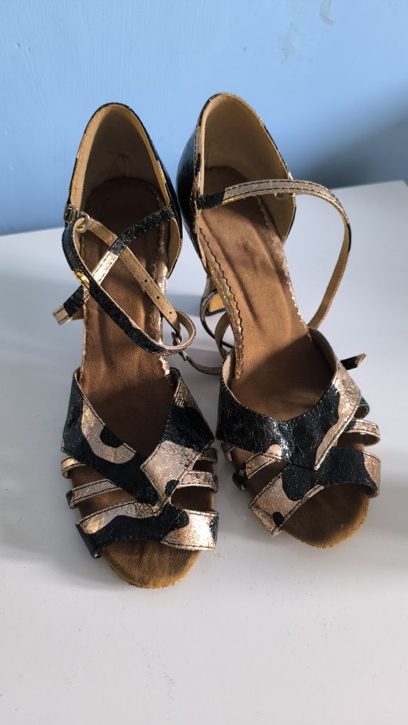 Buty taneczne 39 latino używane