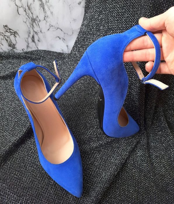 Туфли из натуральной замши от украинского бренда Gimmy Zucchini.