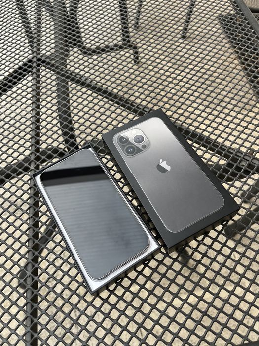 Продам Apple 13 pro 256gb