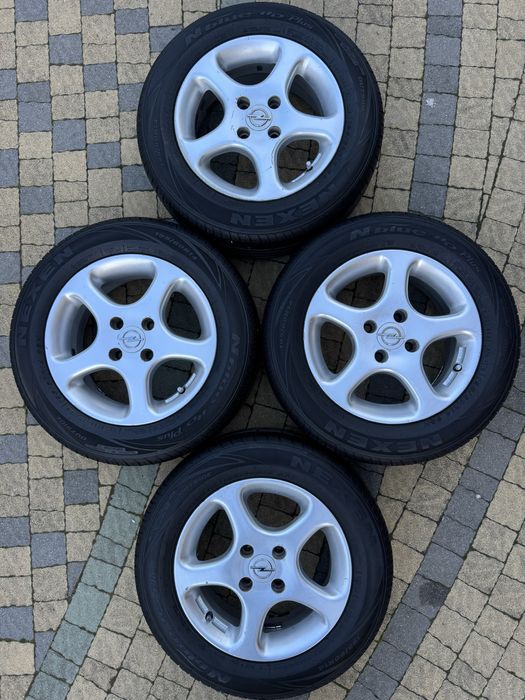 Шини з легкосплавними дисками 195/60R14