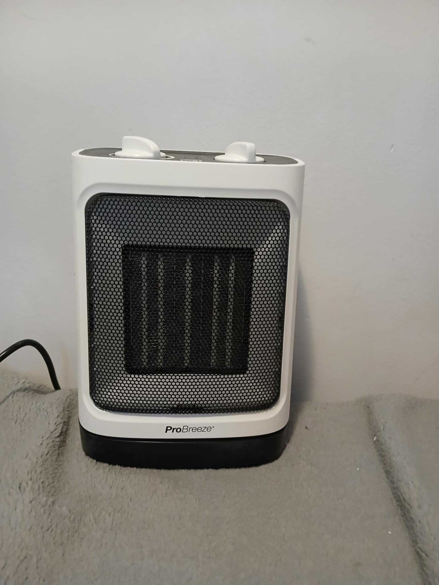 Grzejnik ceramiczny 2000W Probreeze.