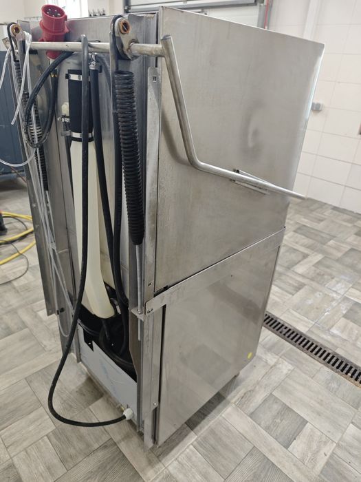 Посудомийна машина купольна професійна Ggmgastro Німеччина