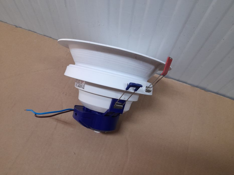 Projetores de embutir