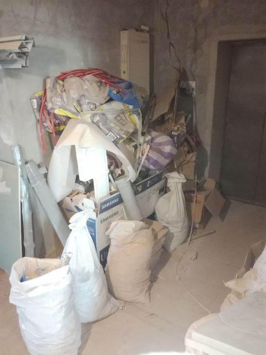 Вывоз строительного мусора. Авто+грузчики. Любой район Днепр