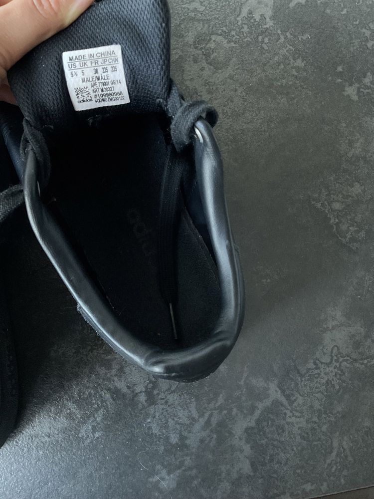 czarne buty sportowe do tenisa Adidas Stan Smith 38