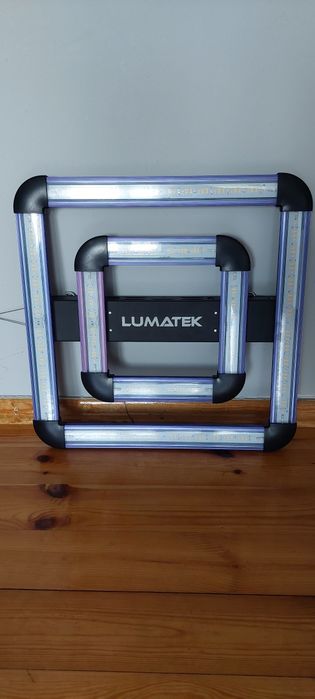 Lumatek ATTIS 200W
