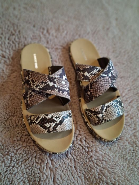 Klapki buty letnie Lands end ,print skóra węża rozm 36 nowe