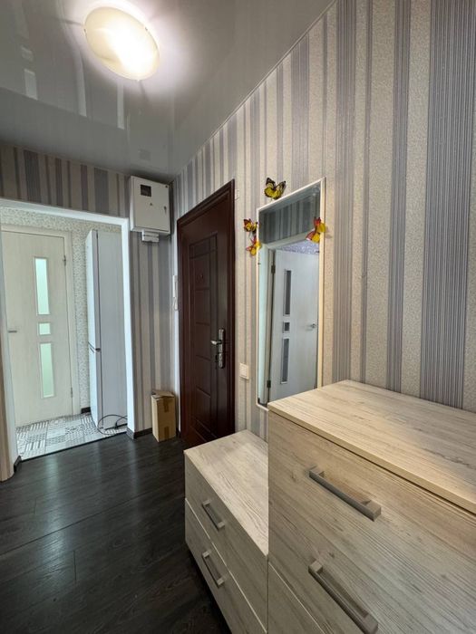 Продам 2к квартиру на ул. Янтарная. Клочко Левый берег РЕМОНТ!