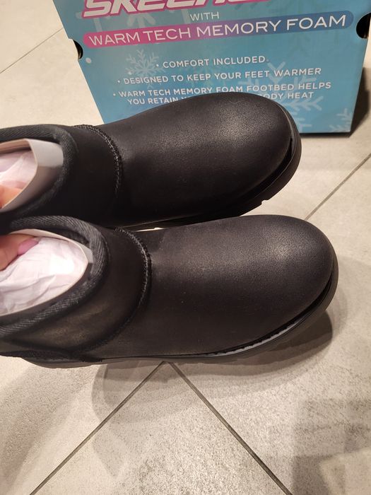 Черевики уги жіночі нові зима  Skechers 169018 BBK оригінал