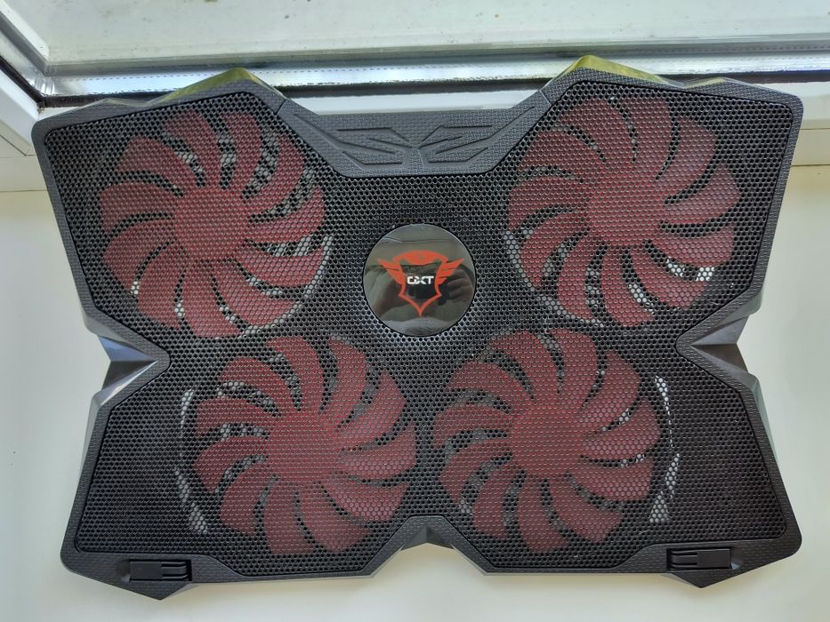 Охолоджуюча підставка для ноутбуку Trust