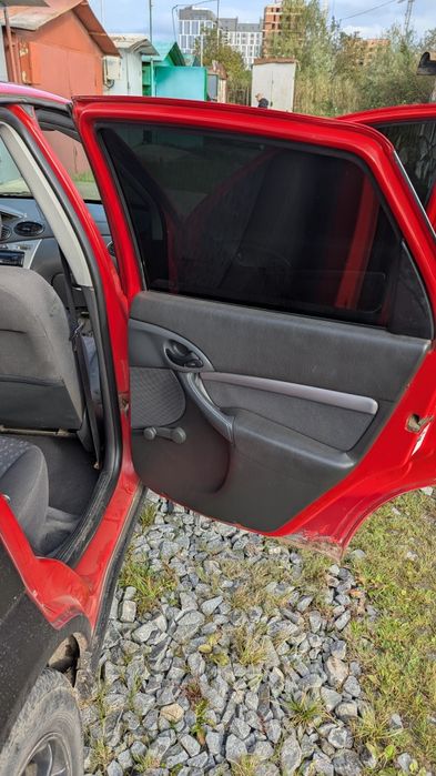 Ford focus 1 1.6 бензин, автомат!