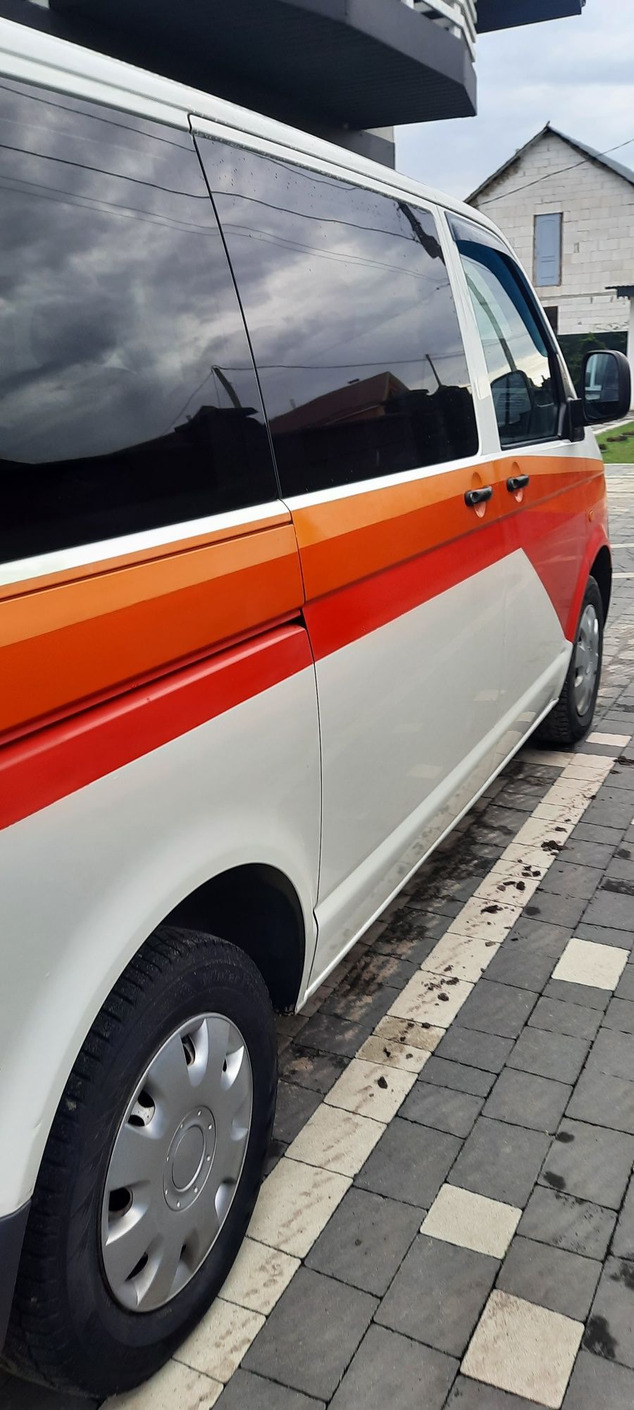 продам Volkswagen Transporter T5 оригінальний пасажир