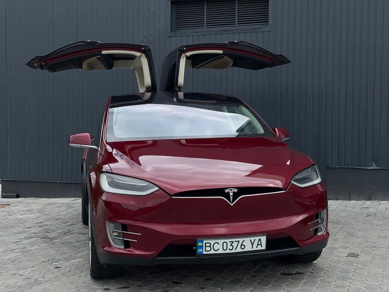 Tesla Model X Ludicrous