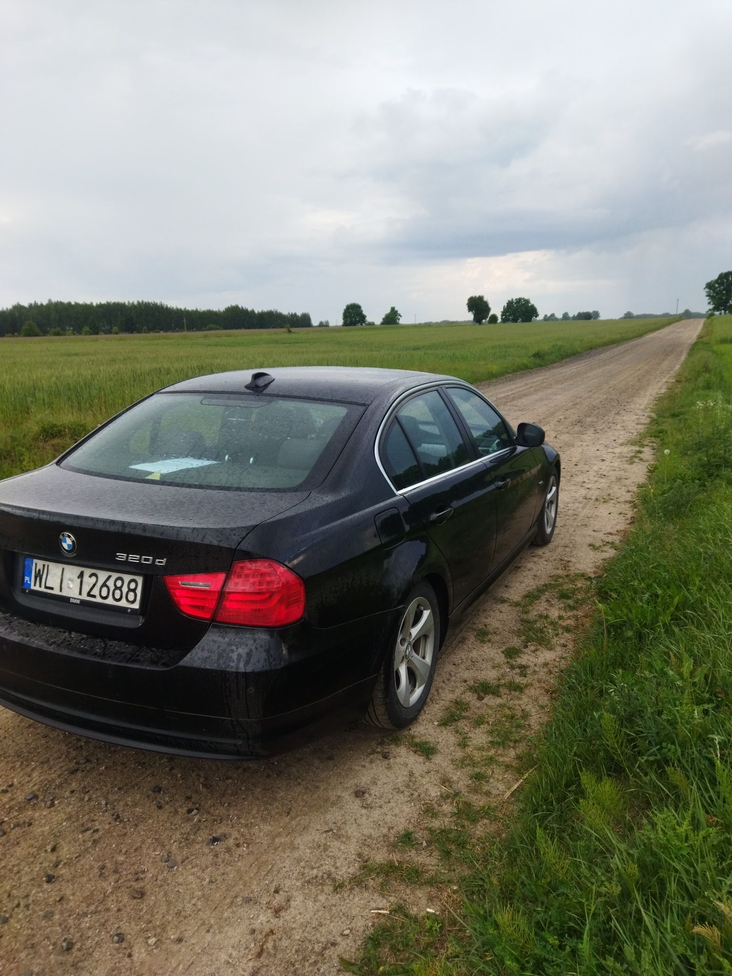 BMW 3 e90 lift czarna 2010r