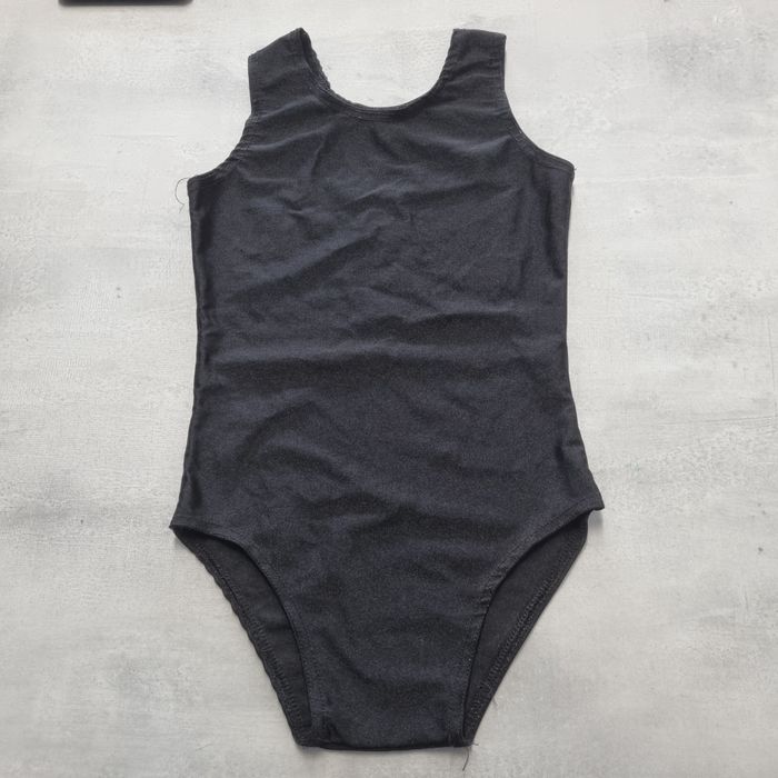 Strój 122 128 gimnastyczny trykot czarny akrobatyka