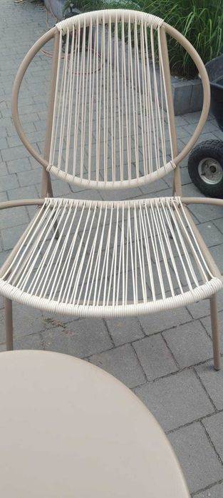 Zestaw mebli balkonowych ze stołem 2 krzesła na patio Ogród Balkon