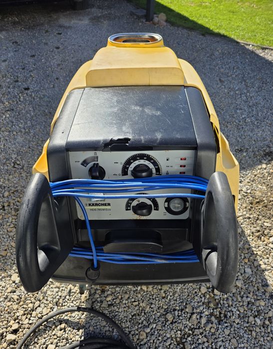 Myjka na ciepłą wodę Karcher HDS 745 M Eco