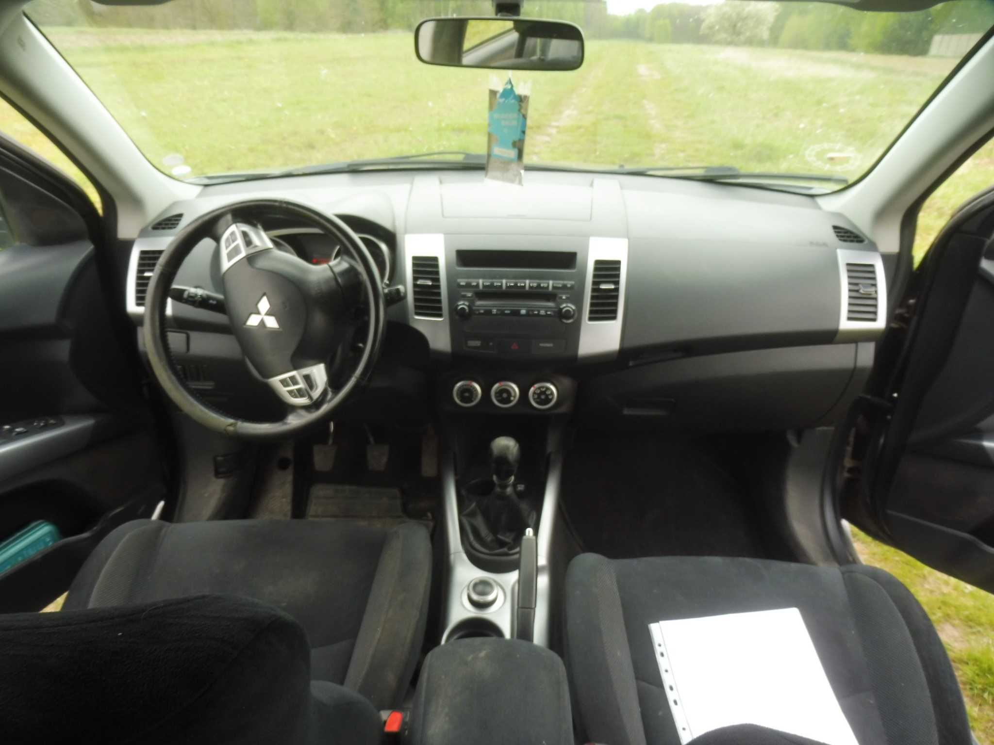 mitsubishi outlander 4x4  2,0d