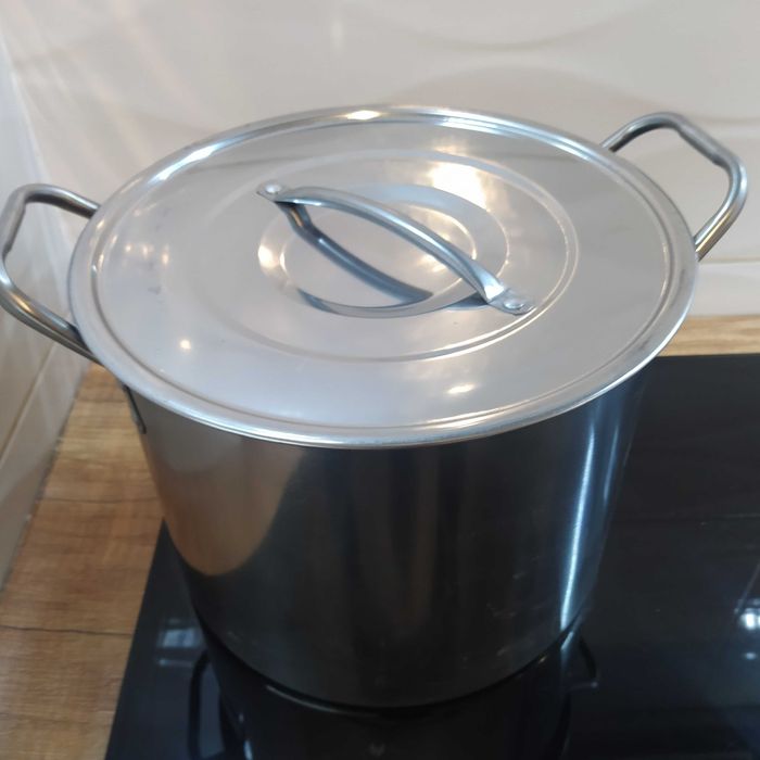 tani i dobry garnek niemieckiej firmy 9,5 litra łapie dno magnes pokry