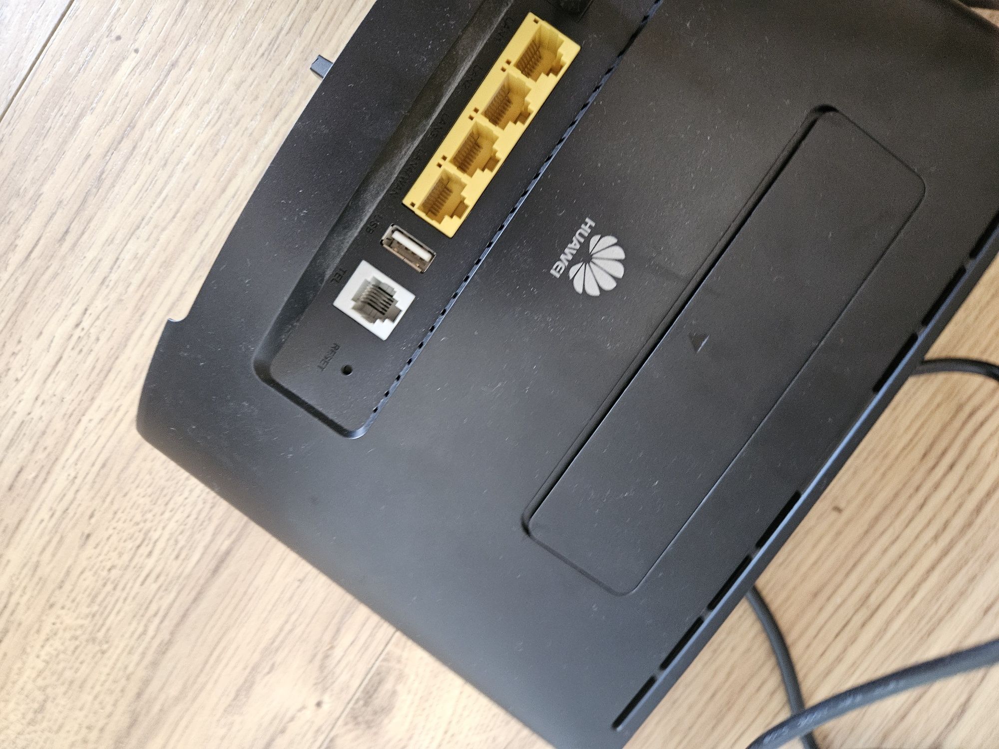 Router WiFi LTE 4G Huawei B525s-23a