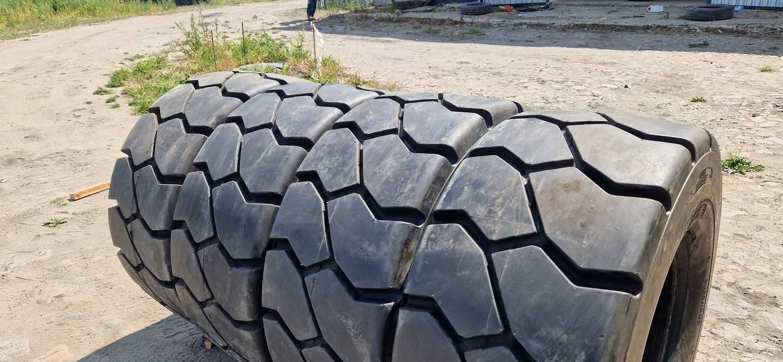 35x15-15 14,50L-15 355/65r15 355/65-15, 315/70-15 NOWE Wózek Widłowy