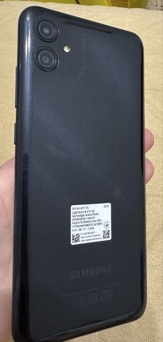 Телефон в ідеальному стані Samsung A04e