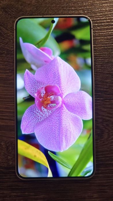 Продам телефон Samsung galaxy S24 128 gb пам'яті в ідеальному стані