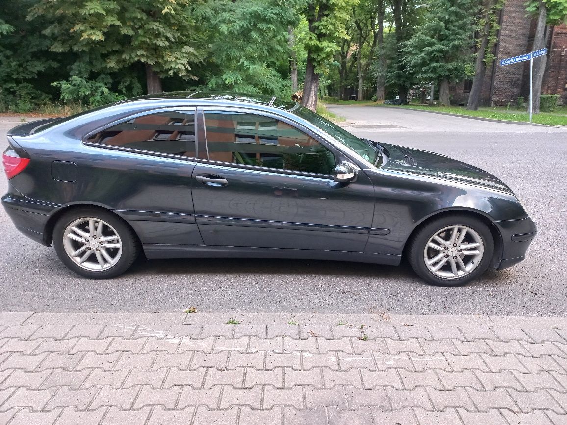 Mercedes C 220cdi sportcupe automat klima Panorama skóry!