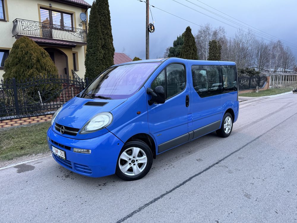 Opel Vivaro 1.9 CDTI 101KM TOUR 8 osobowy Trafic Alufelga Klima