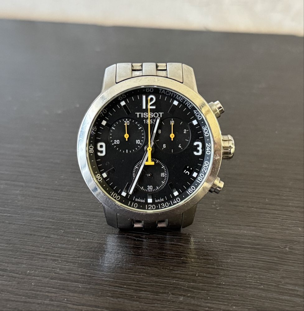 Годинник tissot prc 200