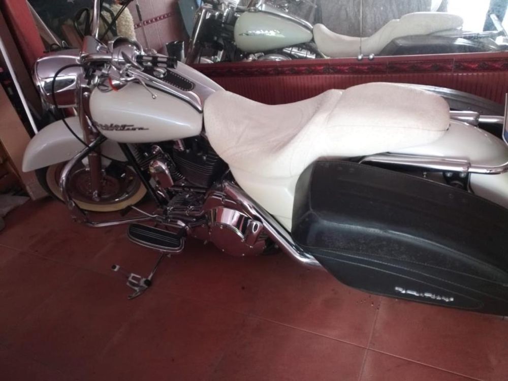 продаю  Харлей Девідсон Harley-Davidson Road King