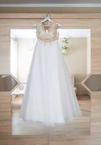 Suknia Ślubna. Salon sukien ślubnych white